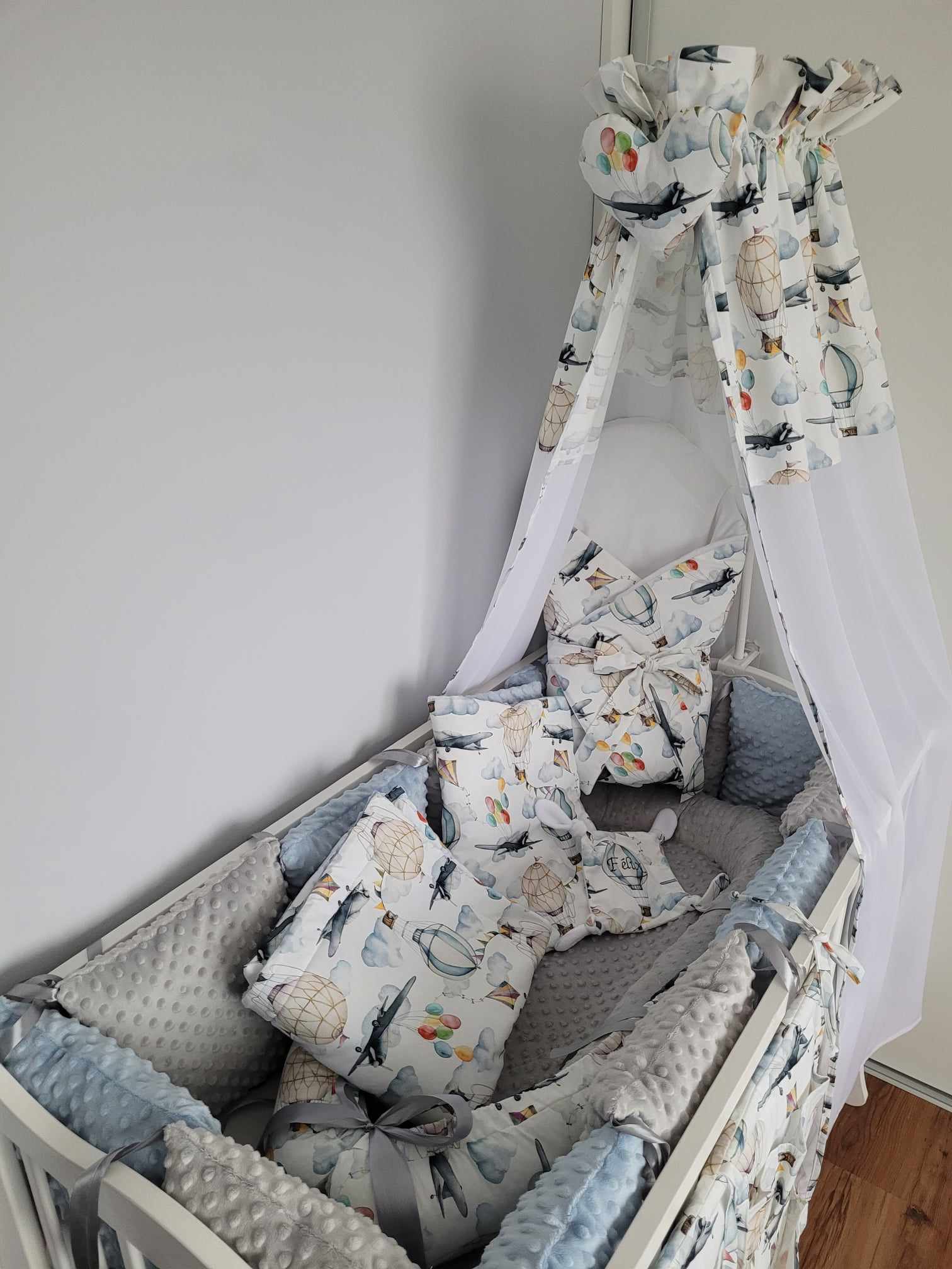Handmade set do postieľky Lietadlá(Základná cena obsahuje len hniezdo!)