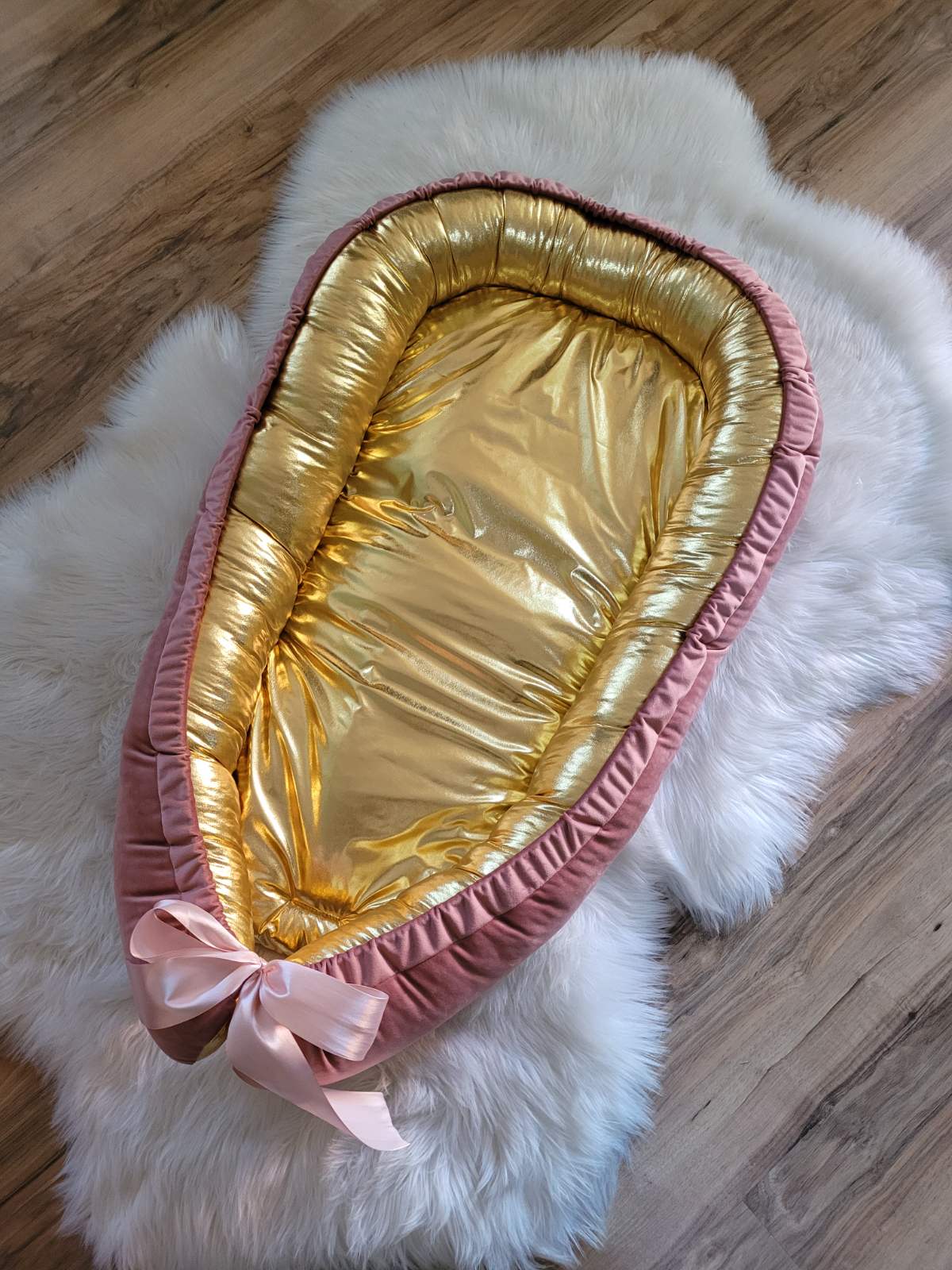 Handmade hniezdo zlaté
