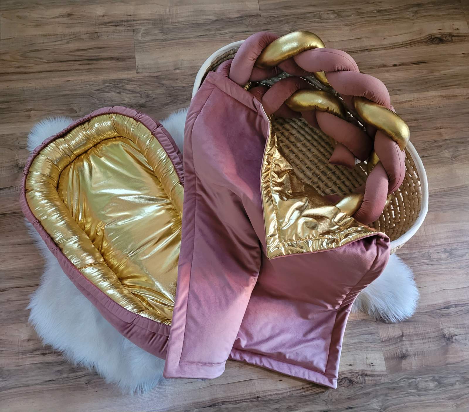 Handmade set do postieľky zlatý(Základná cena obsahuje len hniezdo!)