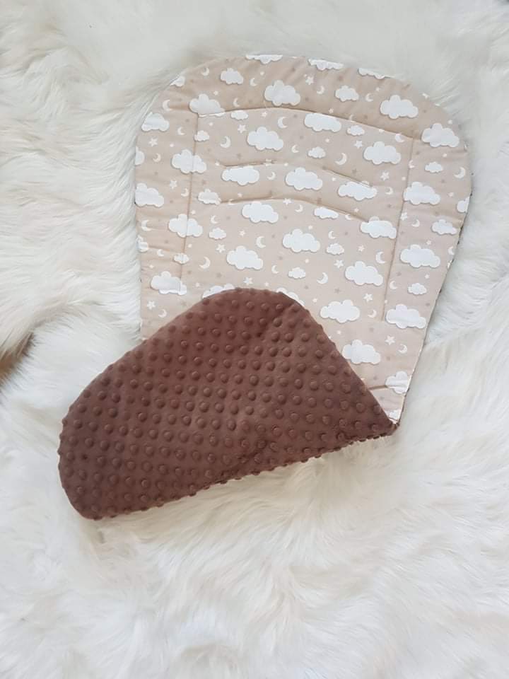 Handmade Podložka do kočíka Obláčiky