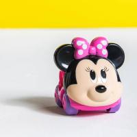 DISNEY BABY Hračka autíčko Minnie Go Grippers™ 6m+