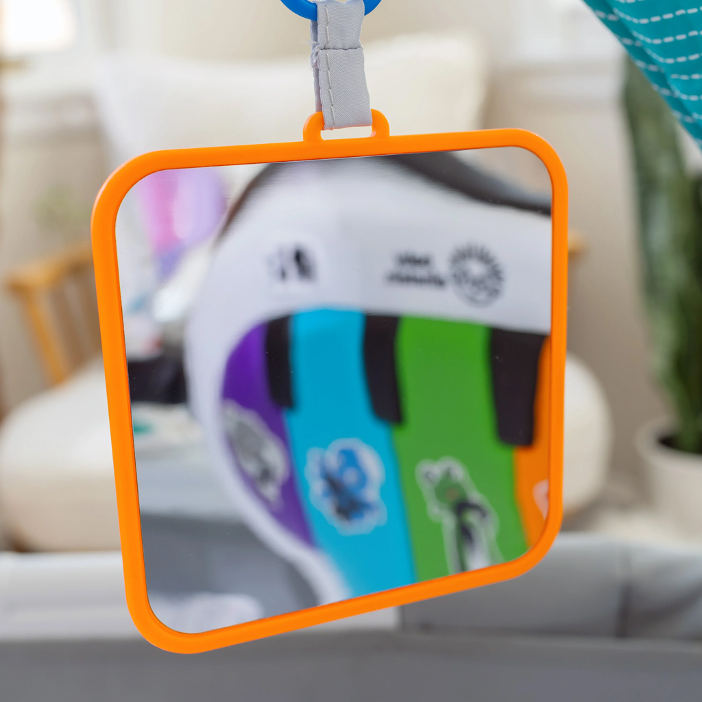 BABY EINSTEIN Postieľka s ohrádkou na hranie a klavírom 3v1 Kick &amp; Snooze™ 0m+