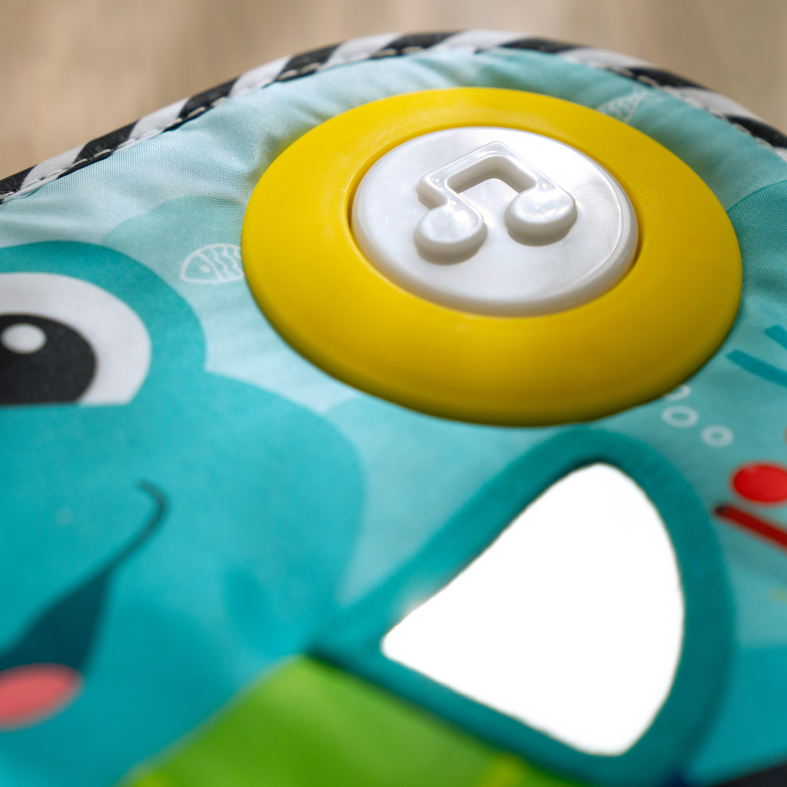 BABY EINSTEIN Klavír multifunkčný 2v1 Neptune's Kick &amp; Explore™ 0m+