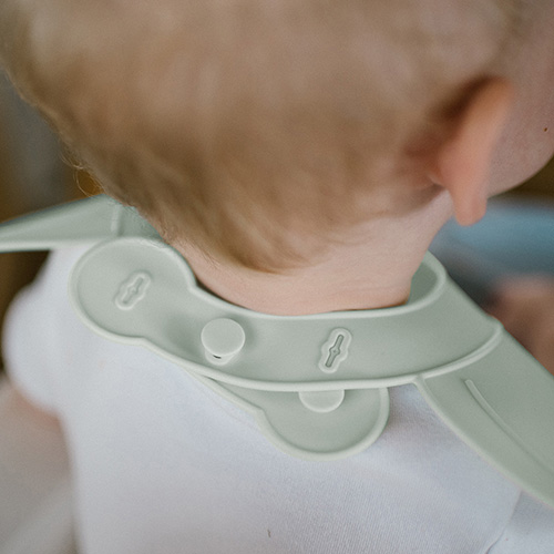 BABYONO Podbradník silikónový - Sage