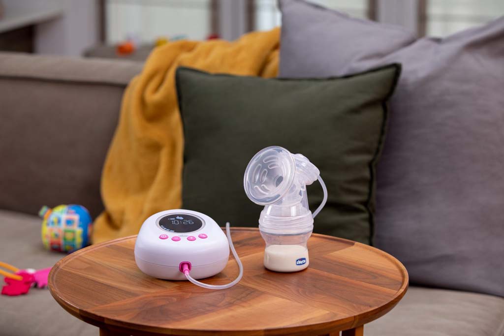 CHICCO Odsávačka materského mlieka elektrická Single pink