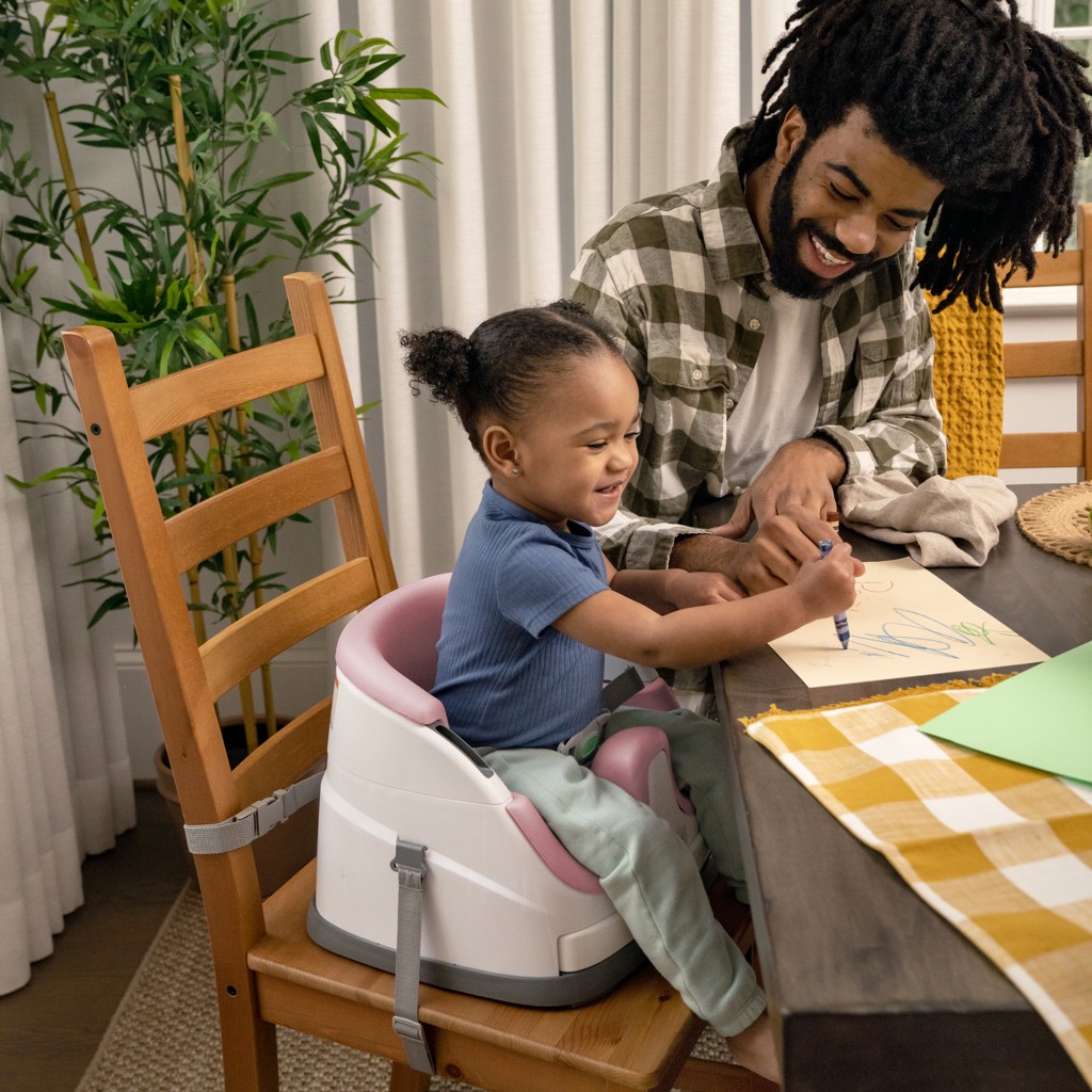 INGENUITY Podsedák na stoličku 2v1 Baby Base™ Peony 6m+ do 22kg