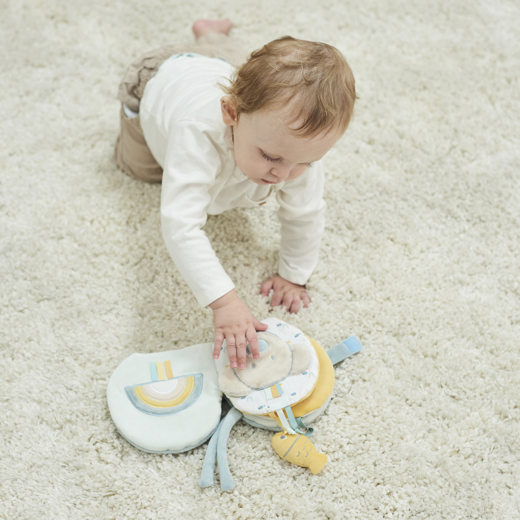 NATTOU Knižka plyšová veľryba Sally s aktivitami 14 cm Romeo, Jules &amp; Sally