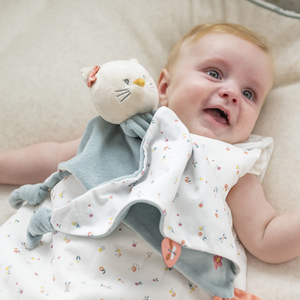 NATTOU Maznáčik plyšový maxi mačička Lana 65x40 cm Mila, Zoe &amp; Lana