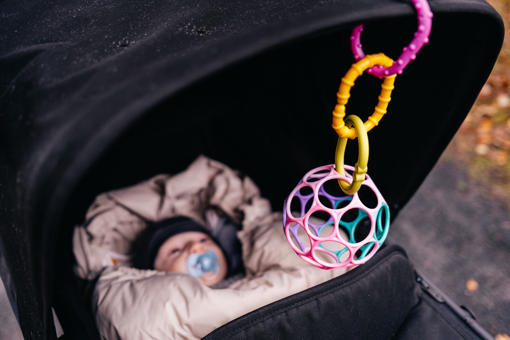 OBALL Hračka Oball™ Classic 10 cm ružovo/fialová 0m+