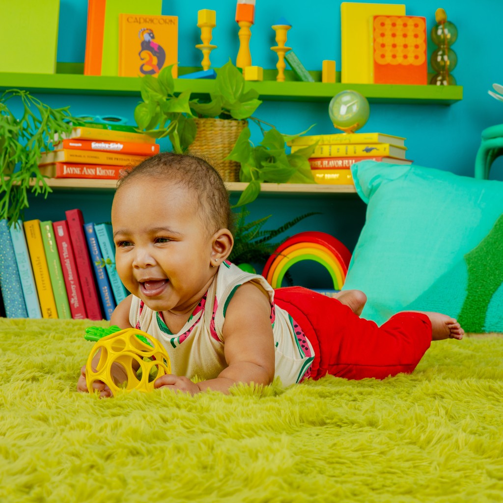 OBALL Hryzačka My Own™ Easy-Grasp Ananás 0m+