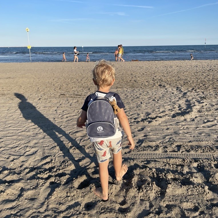 PETITE&amp;MARS Batôžtek detský Backie Grey Hills