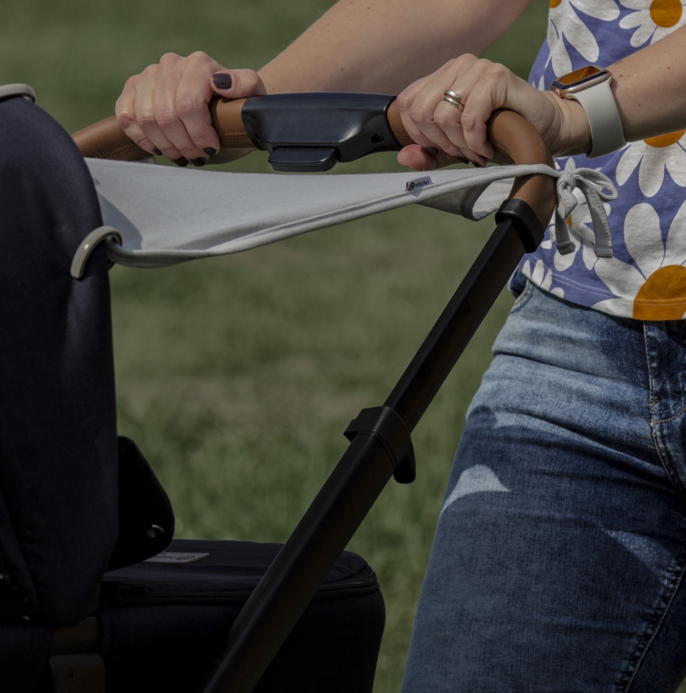 PETITE&amp;MARS Clona slnečná do kočíka Sunny Rose Petal