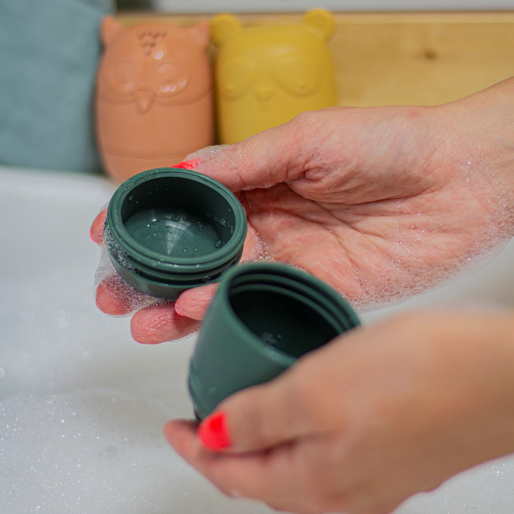 PETITE&amp;MARS Hračky silikónové do vody AMIGOS 4 ks 6m+