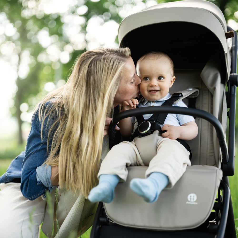 PETITE&amp;MARS Kočík športový Flip Forever Black