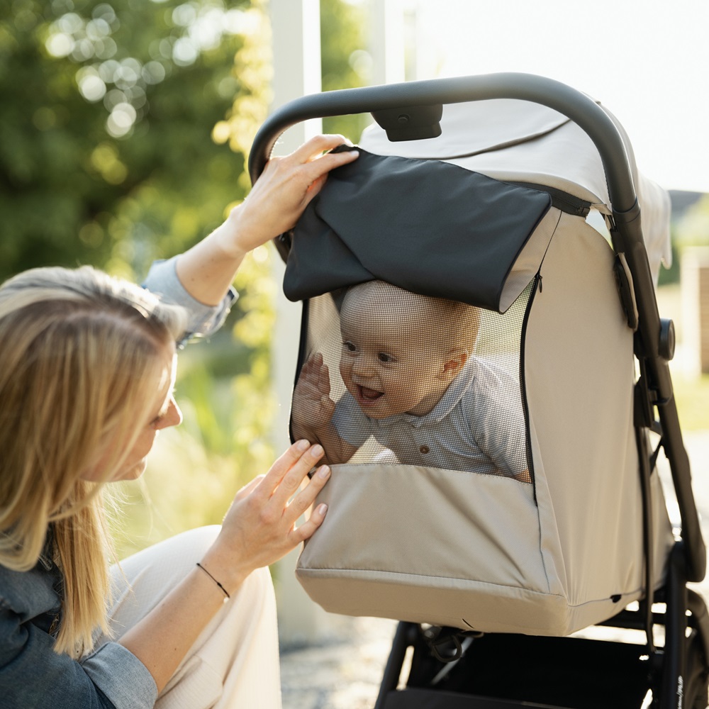 PETITE&amp;MARS Kočík športový Flip Forever Black