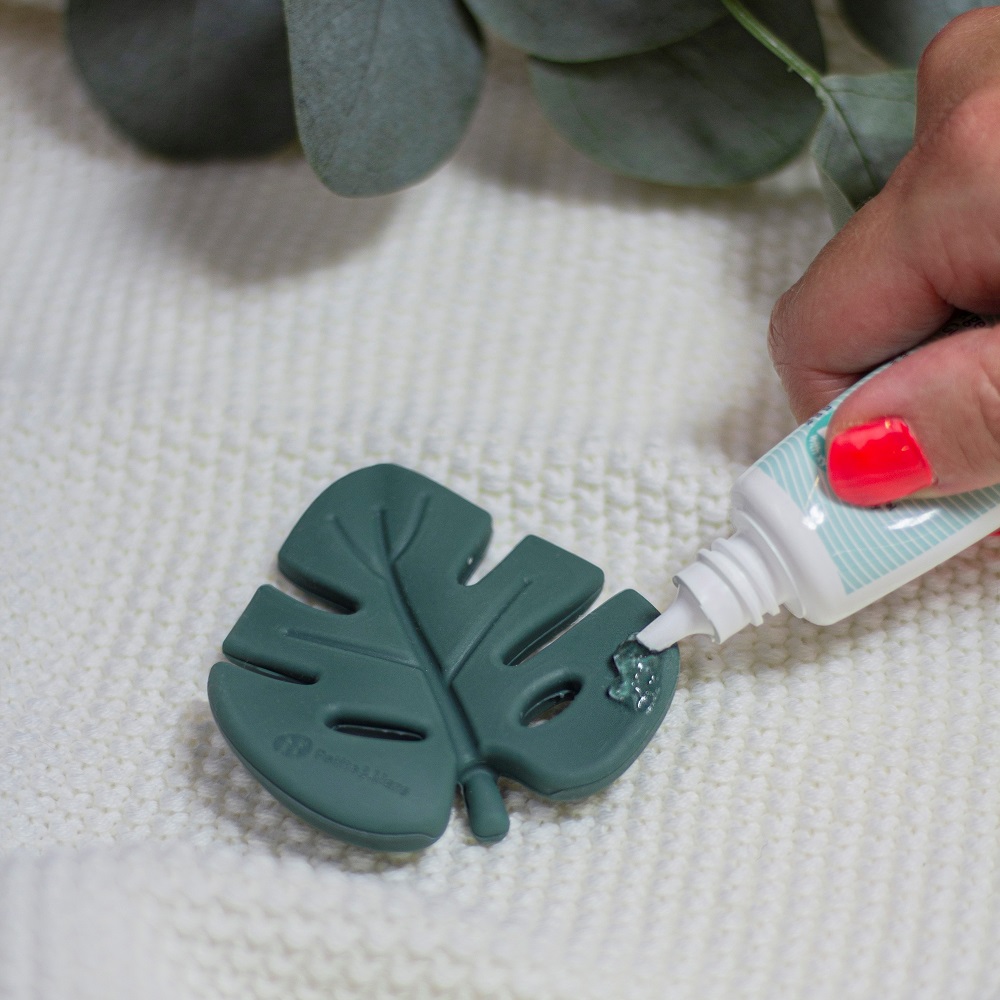 PETITE&amp;MARS Hryzačka silikónová TAKE&amp;MATCH Intense Ochre 0m+