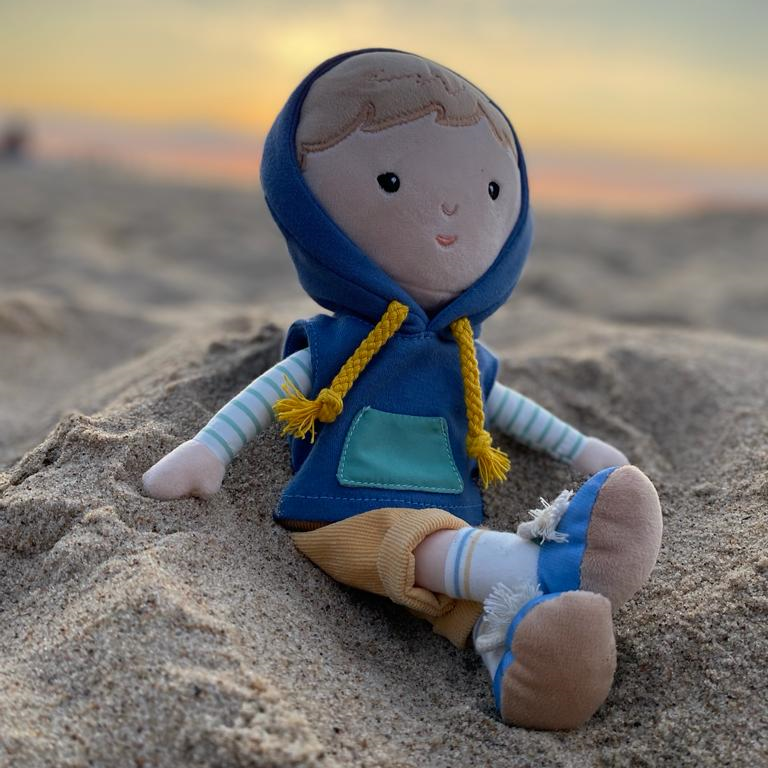 PETITE&amp;MARS Bábika plyšová Max 0m+, 35 cm