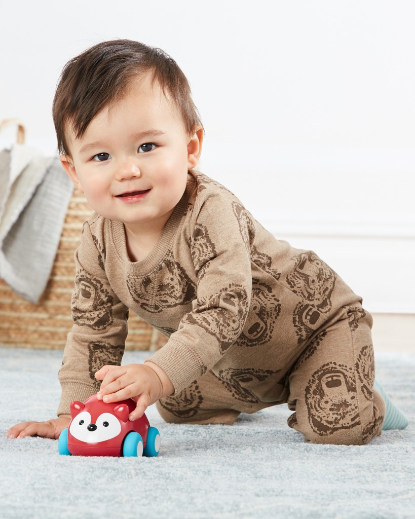 SKIP HOP Hračka autíčko líška Explore&amp;More 6m+