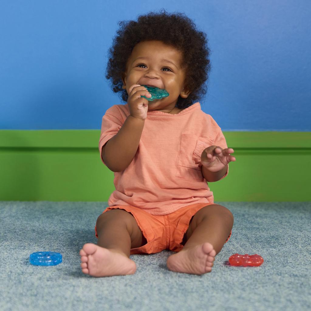 BRIGHT STARTS Hryzačka plnená vodou tvary Stay Cool Teethers™ 3ks, 3m+