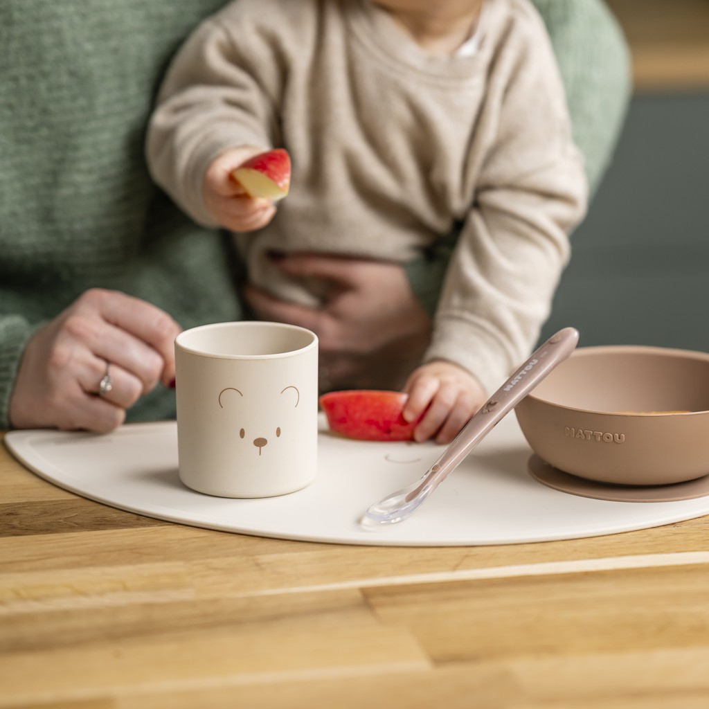 NATTOU Set jedálenský silikónový 4 ks, natural