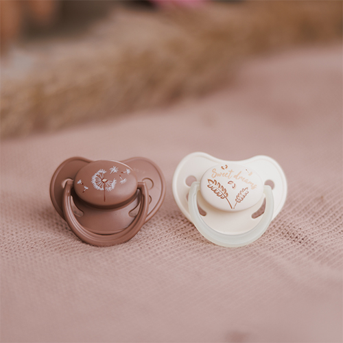 BABYONO Cumlíky silikónové anatomické 18m+, 2 ks