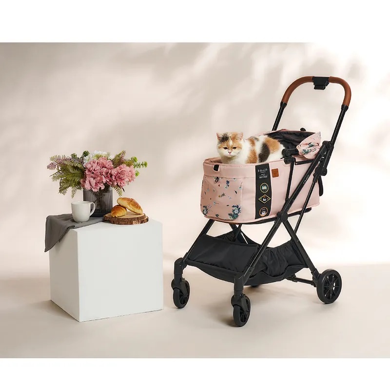 FIKAGO Kočík pre mačky / psov FTG Arctic Flower