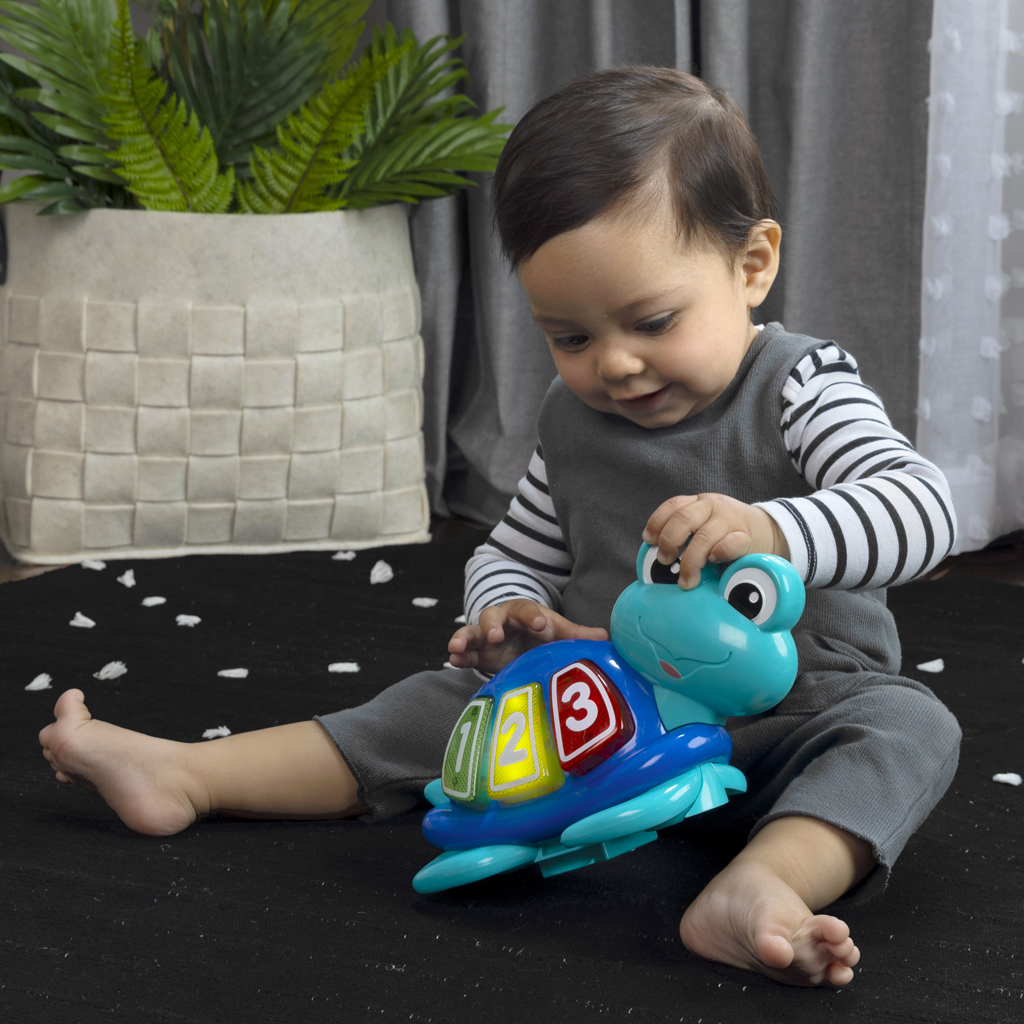 BABY EINSTEIN Skákadlo/Aktívne centrum 2v1 Curiosity Cove™ 6m+ do 11kg