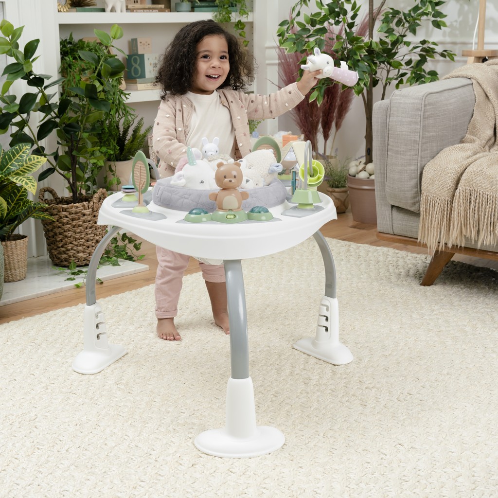 INGENUITY Aktívne centrum 2v1 Spring&amp;Sprout™ 6m+ do 11 kg