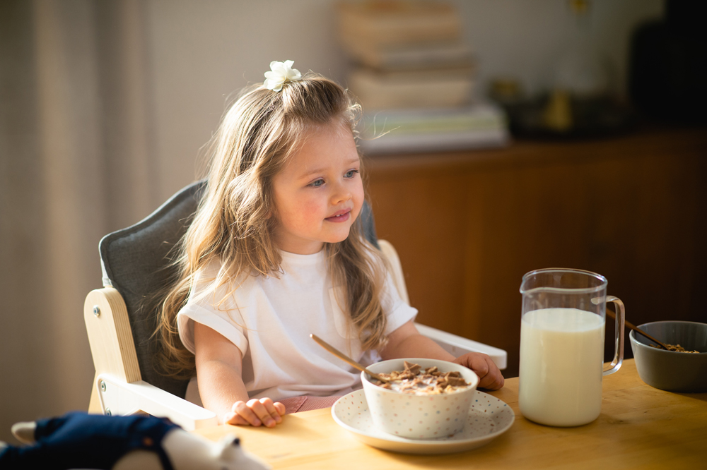 LIONELO Jedálenská stolička Floris White Natural