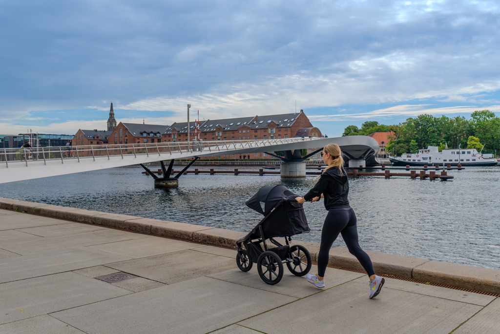 LIONELO Kočík športový Azura Grey Stone