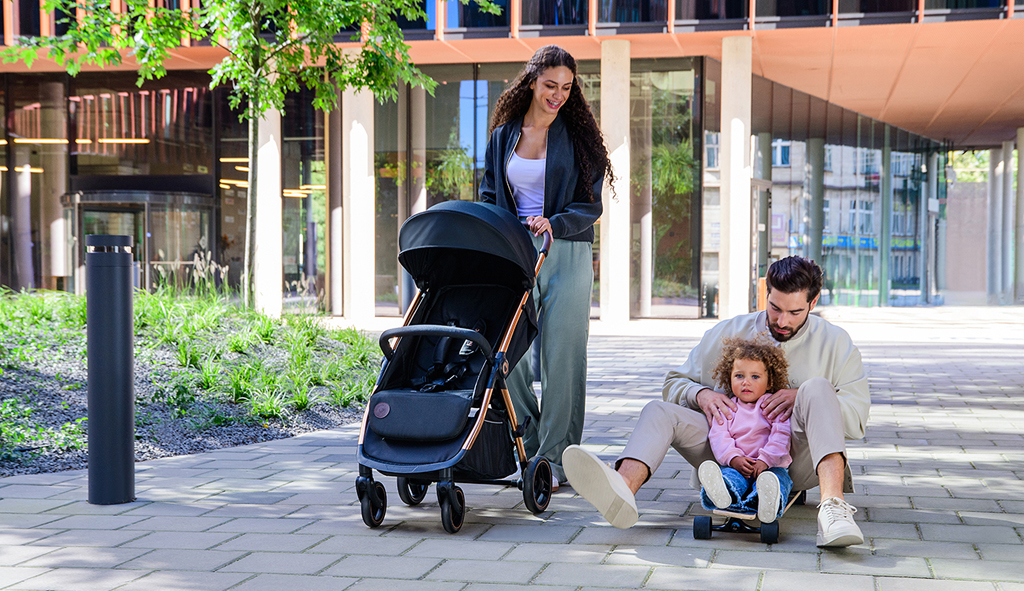 LIONELO Kočík športový Ingrid Black Onyx
