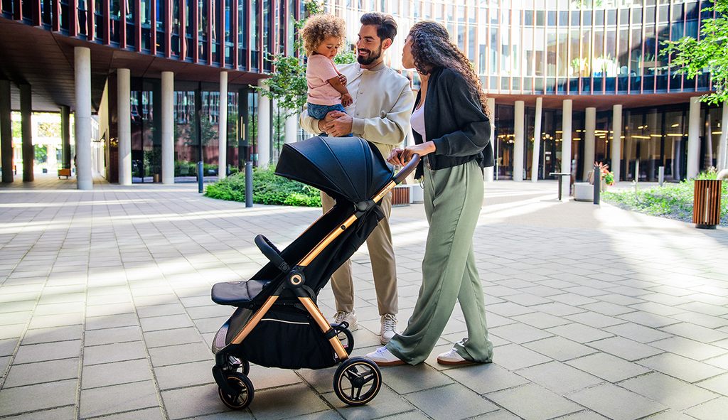 LIONELO Kočík športový Ingrid Black Onyx