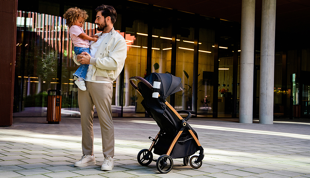 LIONELO Kočík športový Ingrid Black Onyx