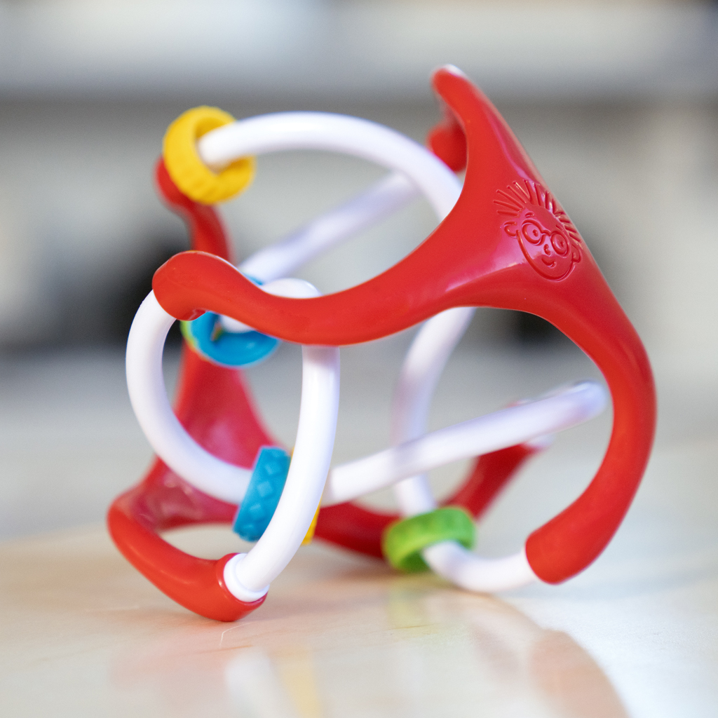 BABY EINSTEIN Hračka lopta senzorická Slide &amp; Swirl™ 3m+