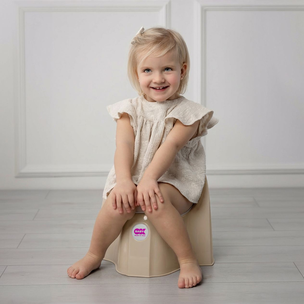 OK BABY Nočník ergonomický Pasha s vyberateľnou nádobou White