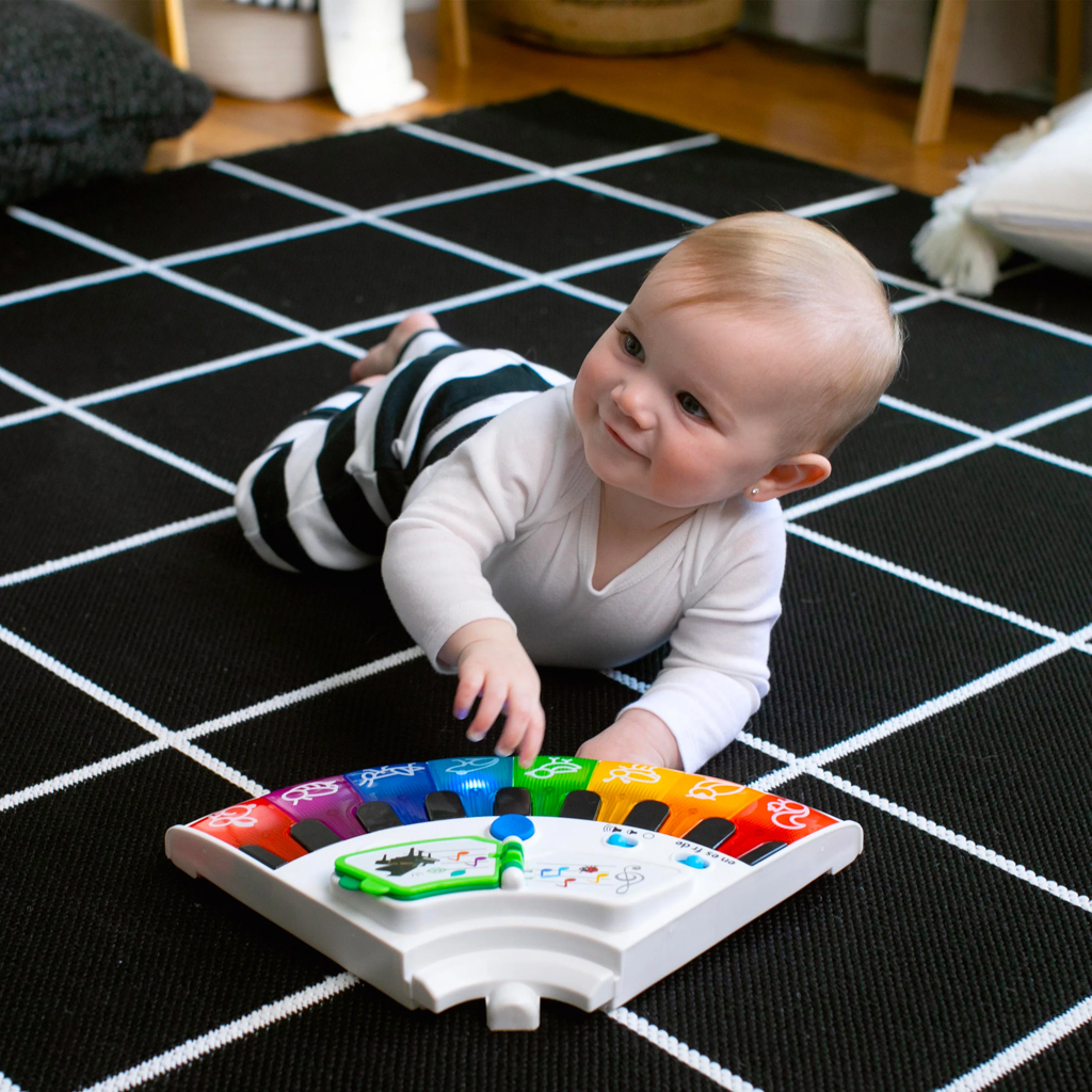 BABY EINSTEIN Centrum aktívne 4v1 Around We Grow™ 6m+ do 11kg