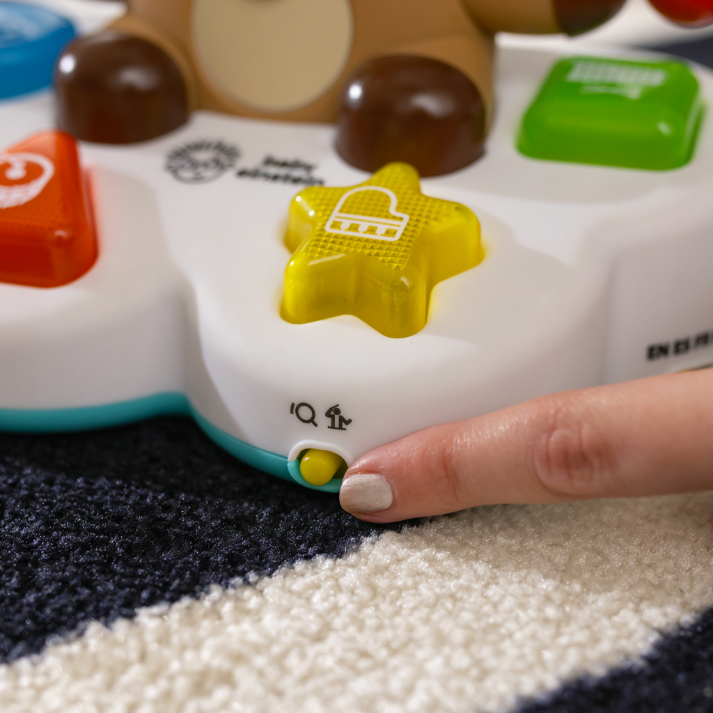 BABY EINSTEIN Hračka hudobná vzdelávacia Drum &amp; Learn Dean™ 6m+