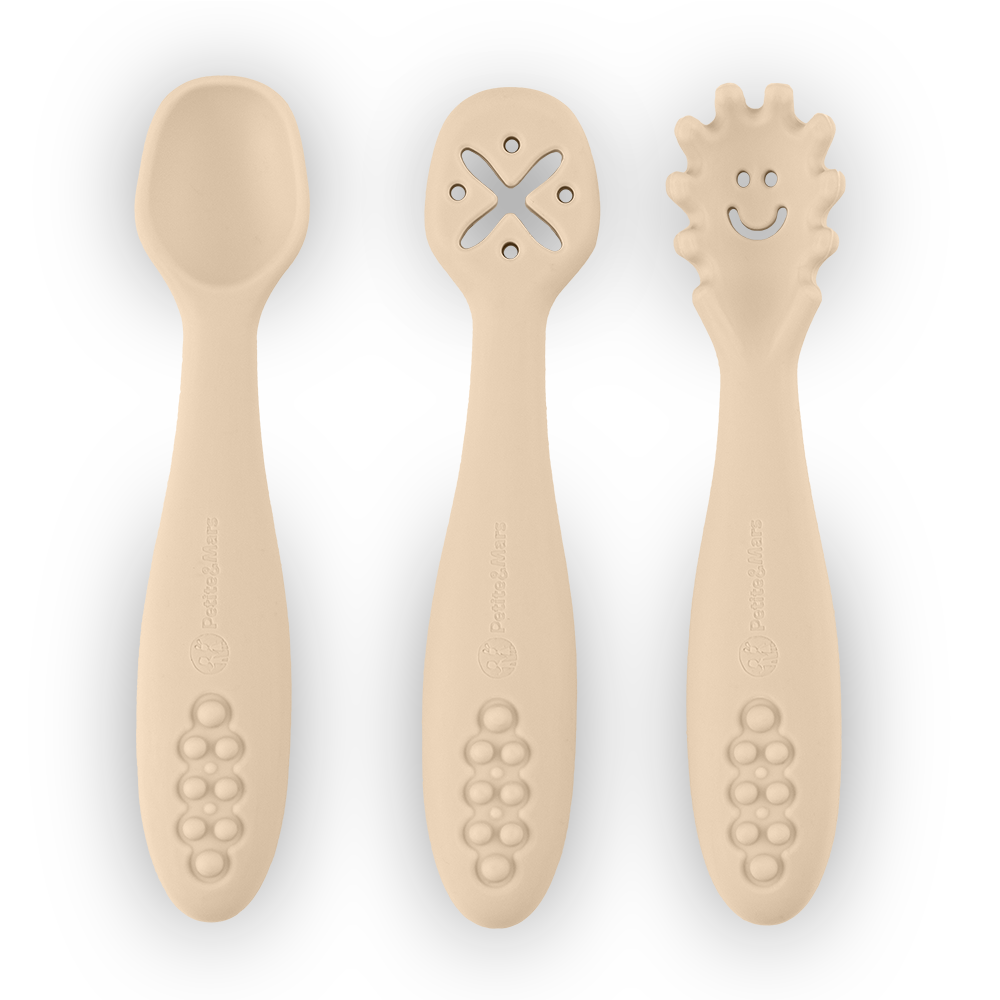 PETITE&amp;MARS Set 3 ks silikónových tréningových lyžičiek Take&amp;Match Desert Sand 6m+