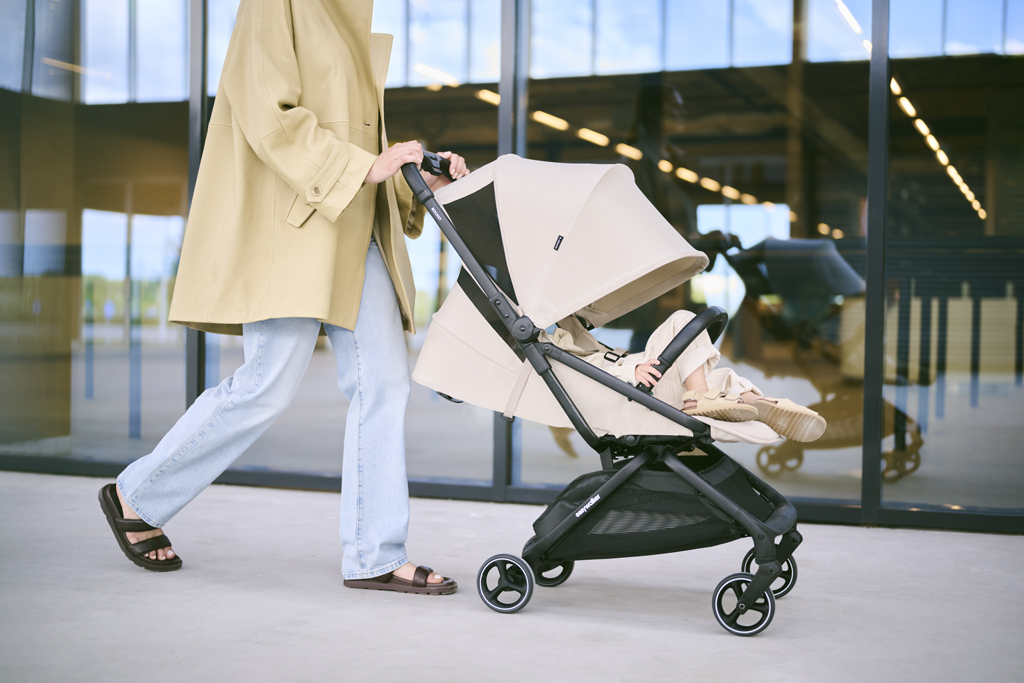 EASYWALKER SET Kočík kombinovaný 4v1 Rockey S Peanuts Easy + CYBEX Aton B2 i-Size + základňa