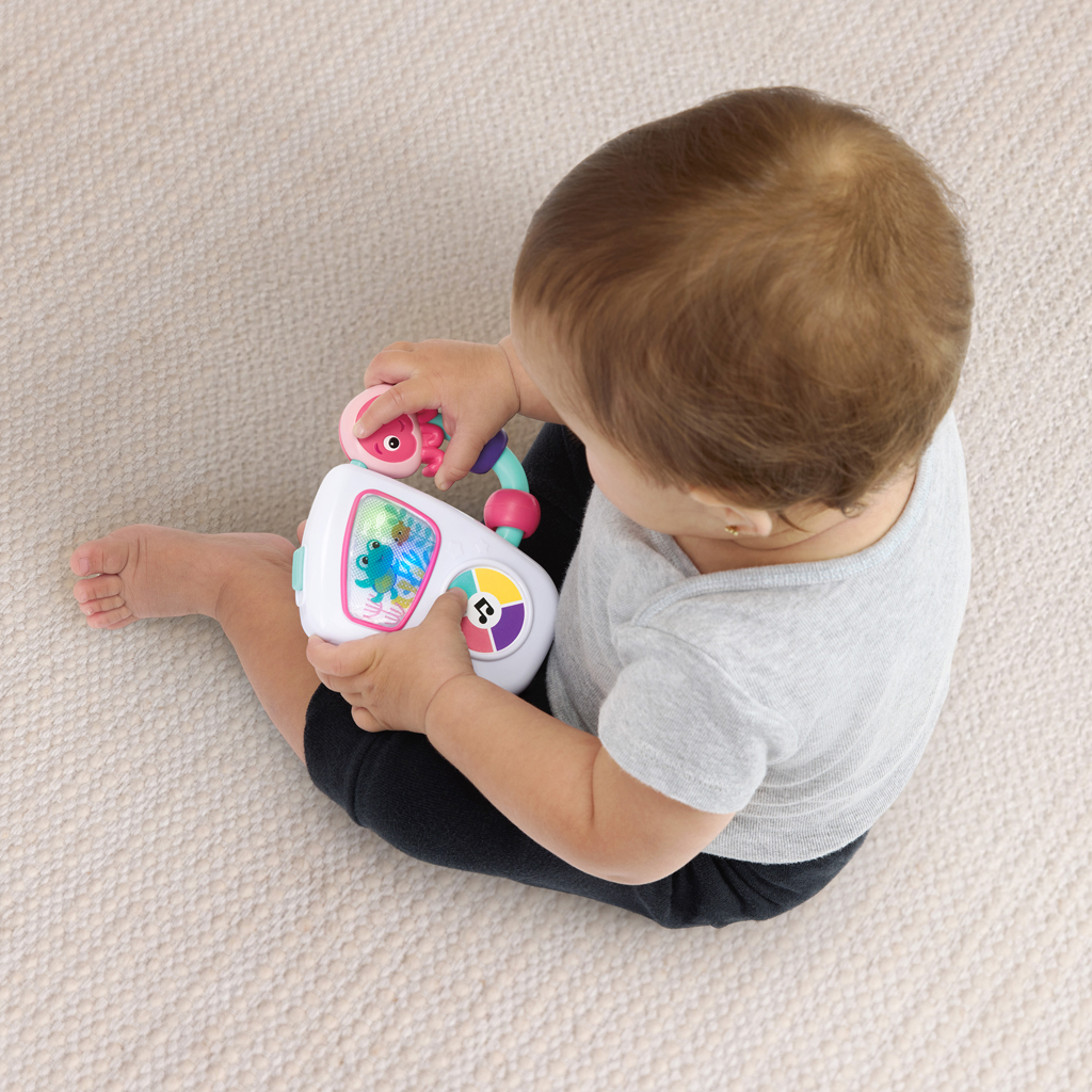 BABY EINSTEIN Hračka hudobná multisenzorická Tunes Jammin Janet™, 3m+