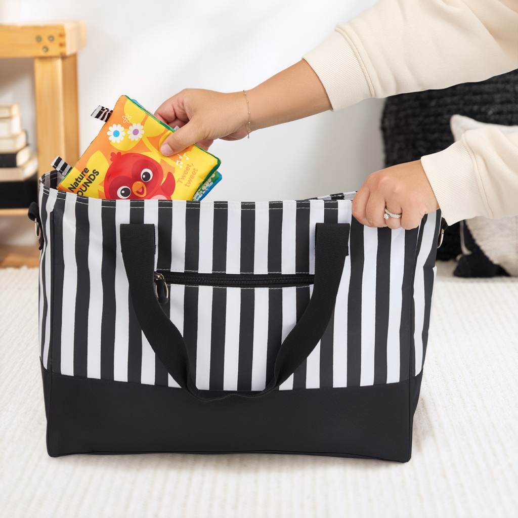 BABY EINSTEIN Kniha plná aktivít multisenzorická Nature Sounds™, 0m+