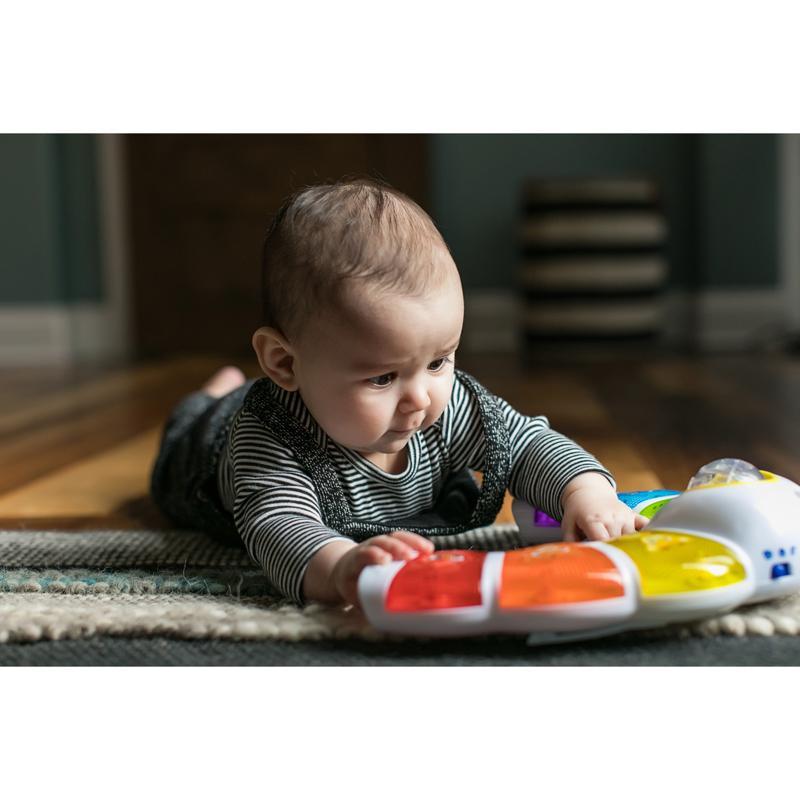 BABY EINSTEIN Panel aktívny svietiaci Glow&amp;Discover Light Bar™ 3m+