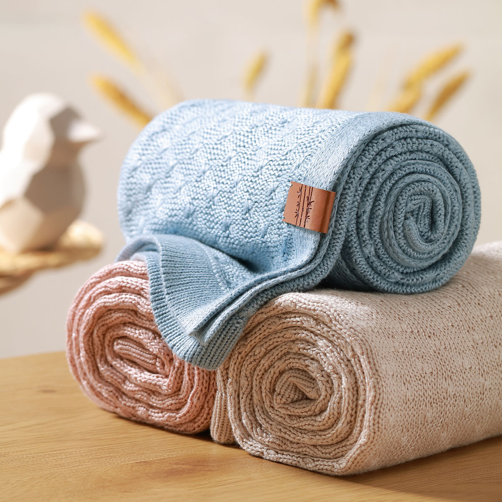 BABYONO Deka pletená bambusová Blue